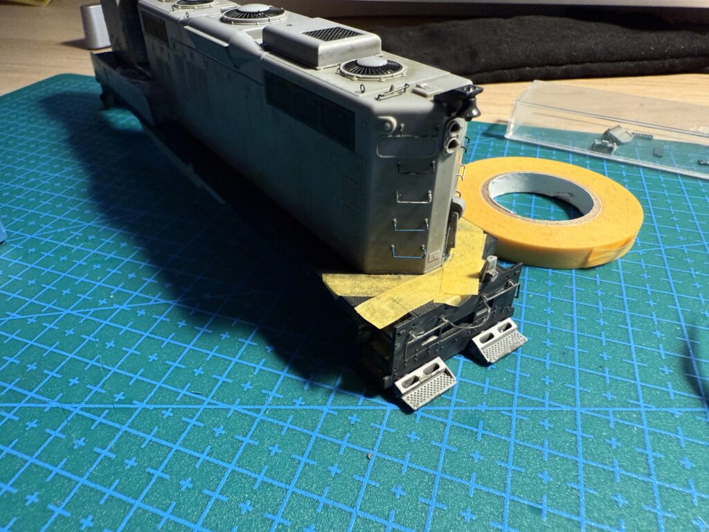 Long-hood-mounted bell