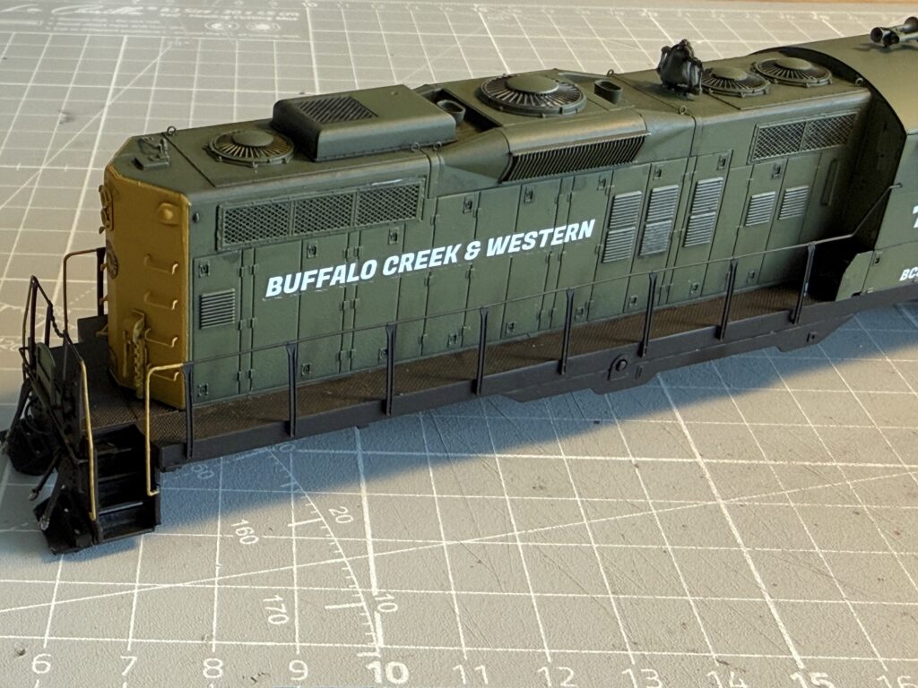 AK Paneliner on the sides