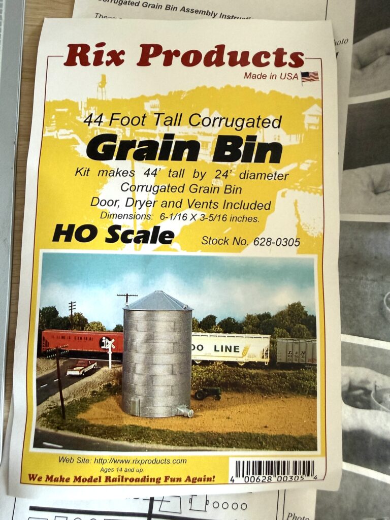 Grain-related structures: Rix Grain Bin