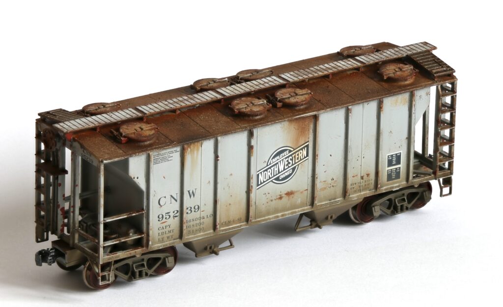 Weathering a covered hopper