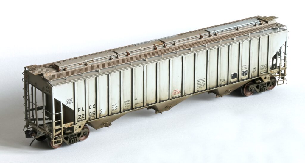 Tangent HO covered hoppers: PLCX 22053