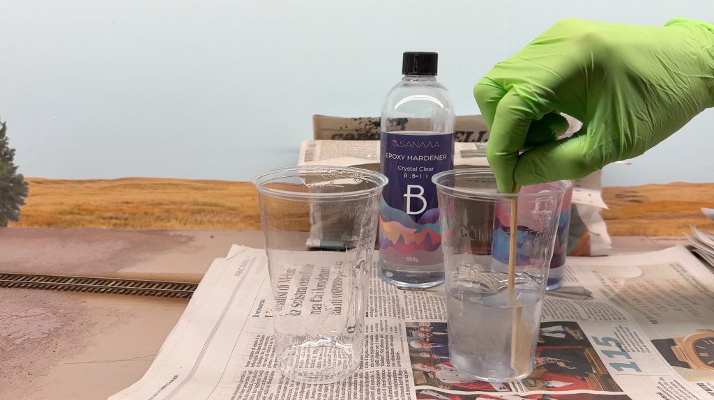 Mixing the two resin components